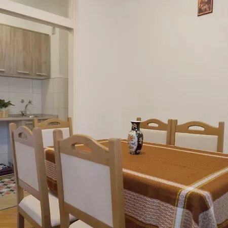 Lejlighed Apartman Mira *